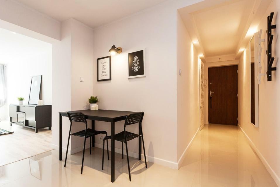 B&W Ruska Apartment Wrocław Extérieur photo